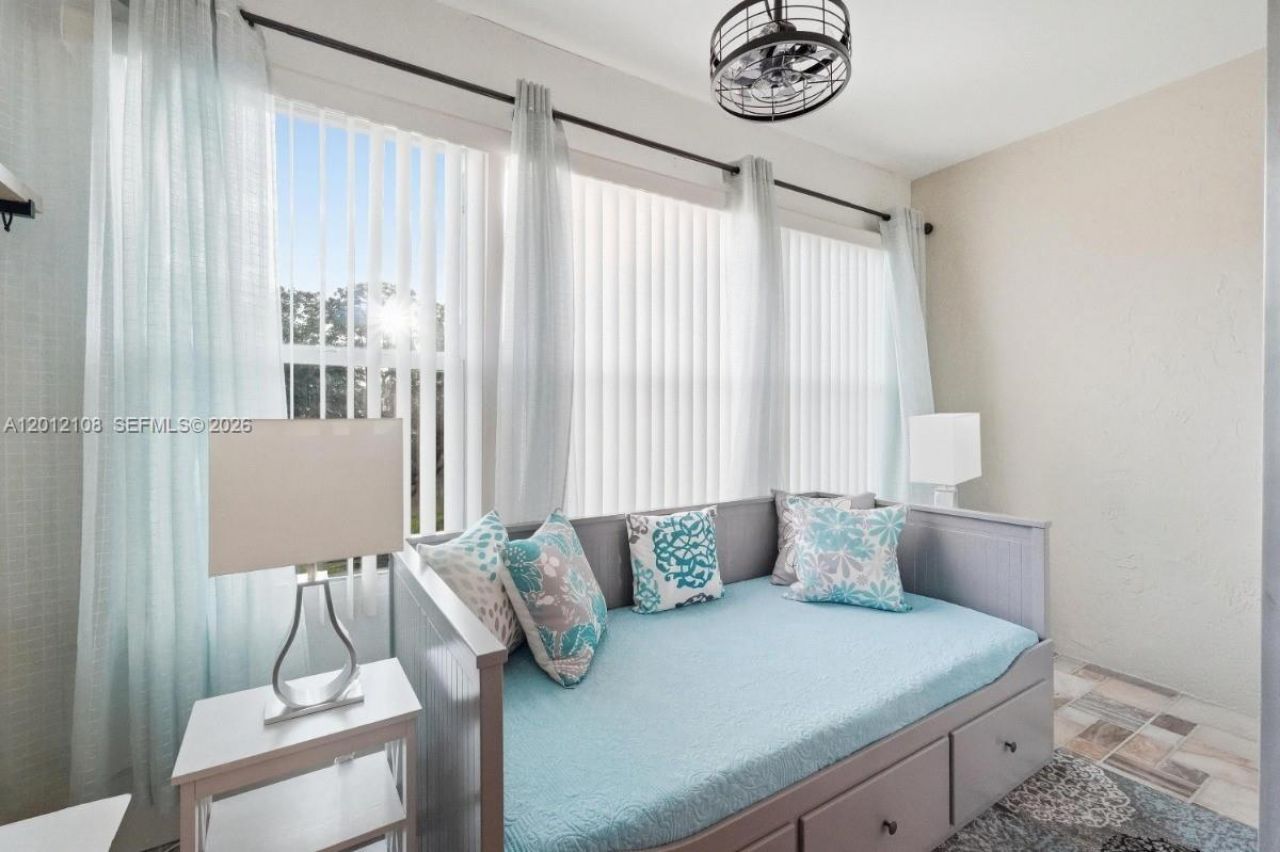 8826 W Mcnab Rd, Unit 304, Tamarac, FL 33321 Photo