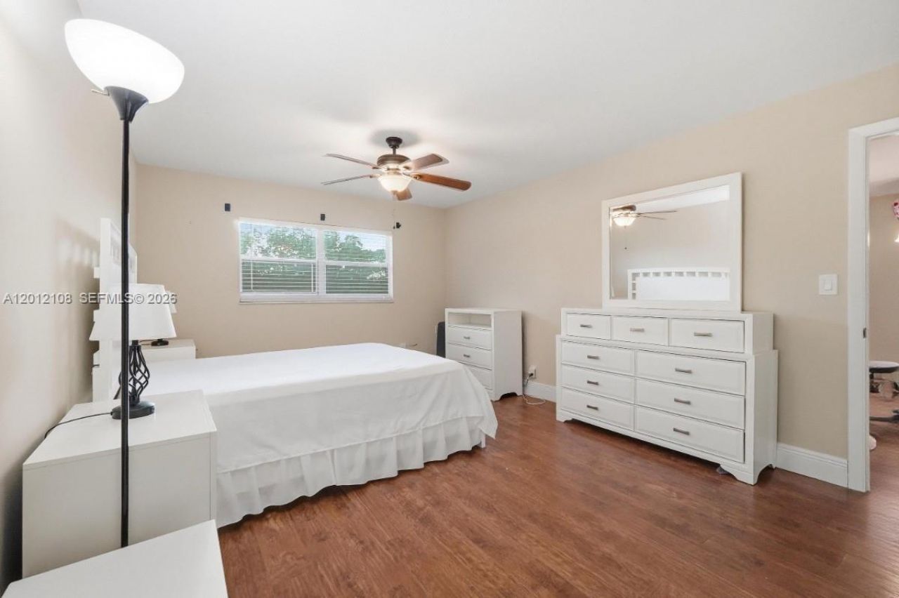 8826 W Mcnab Rd, Unit 304, Tamarac, FL 33321 Photo
