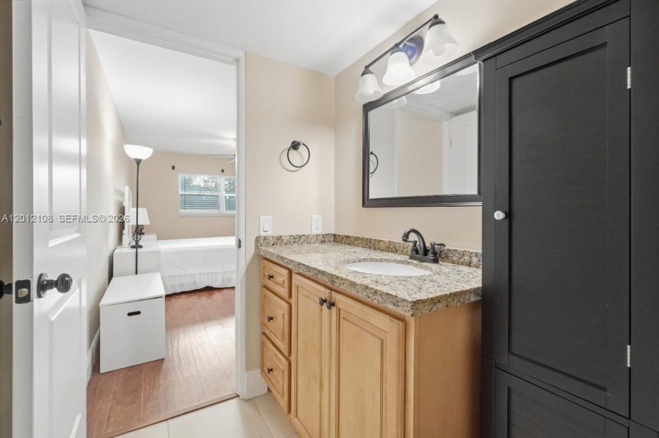 8826 W Mcnab Rd, Unit 304, Tamarac, FL 33321 Photo