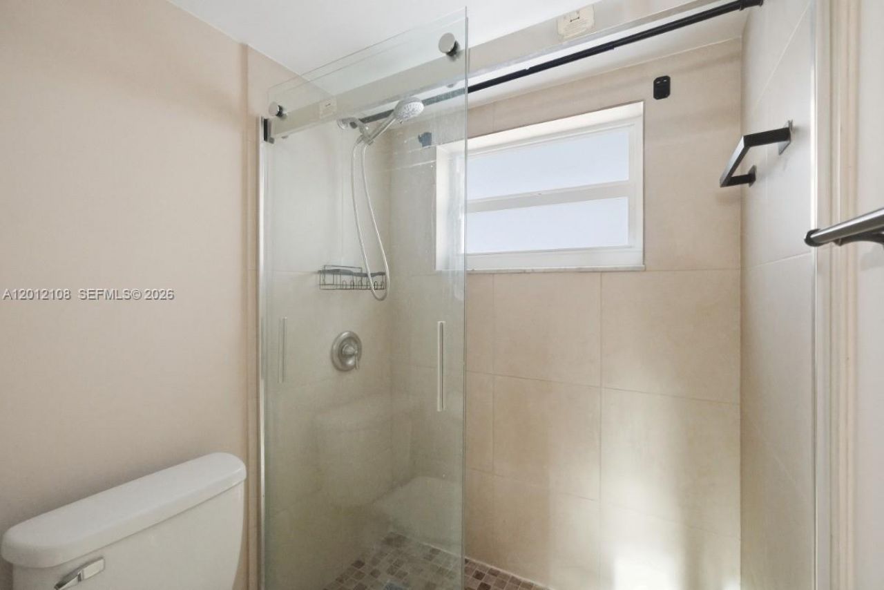 8826 W Mcnab Rd, Unit 304, Tamarac, FL 33321 Photo
