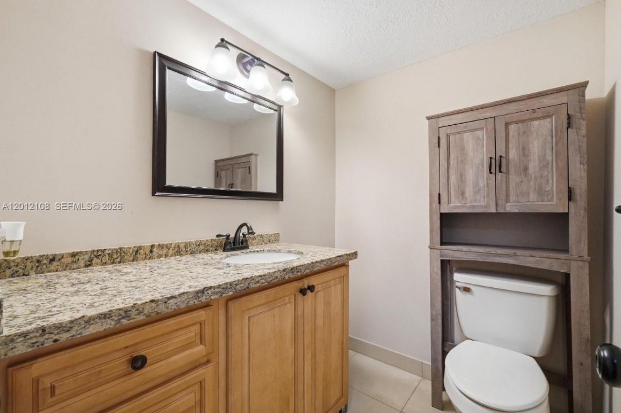 8826 W Mcnab Rd, Unit 304, Tamarac, FL 33321 Photo