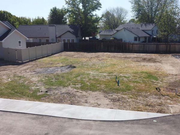 9593 W Irving St, Boise, ID 83704