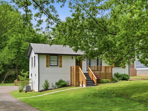 1216 Preston Dr , Nashville, TN 37206