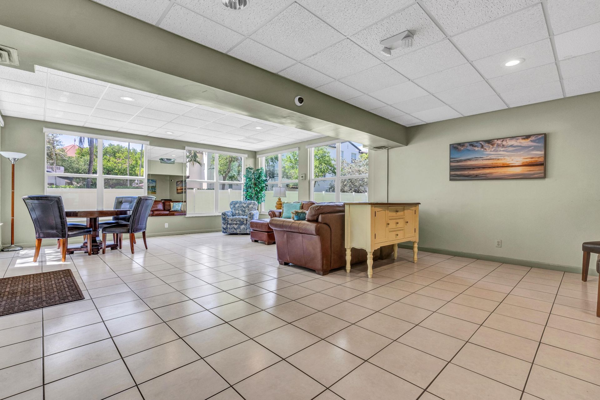 1965 S Ocean Boulevard, Unit 202, Lauderdale by the Sea, FL 33062 Photo