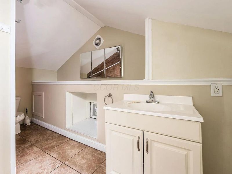 41 King , Unit #D, Columbus, OH 43201 Photo 15