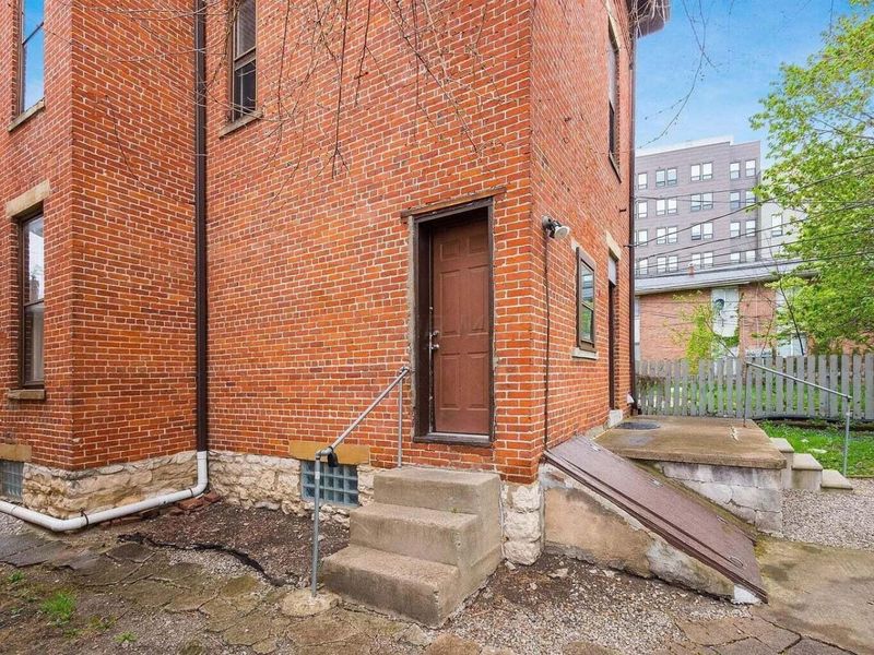 41 King , Unit #D, Columbus, OH 43201 Photo 20