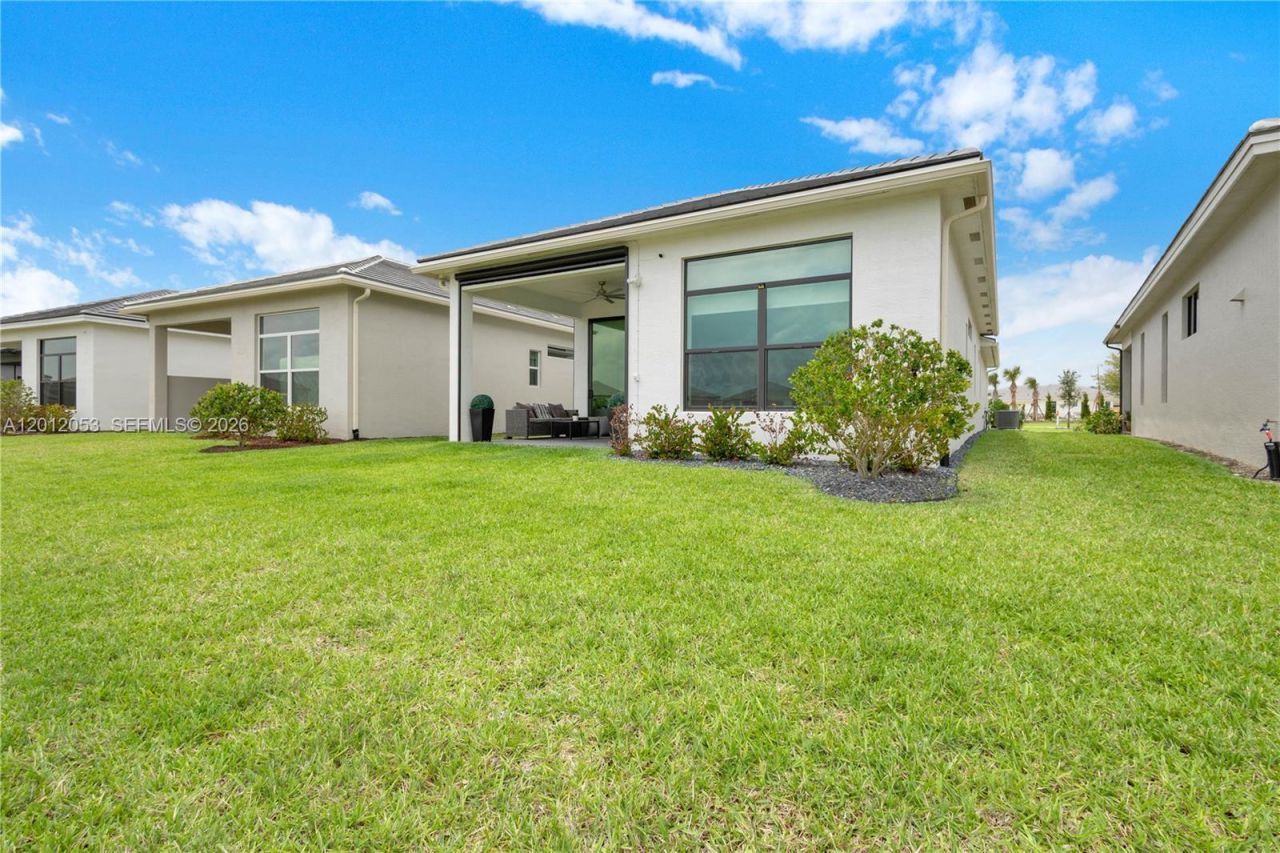 12496 SW Lunata Way, Port Saint Lucie, FL 34987 Photo