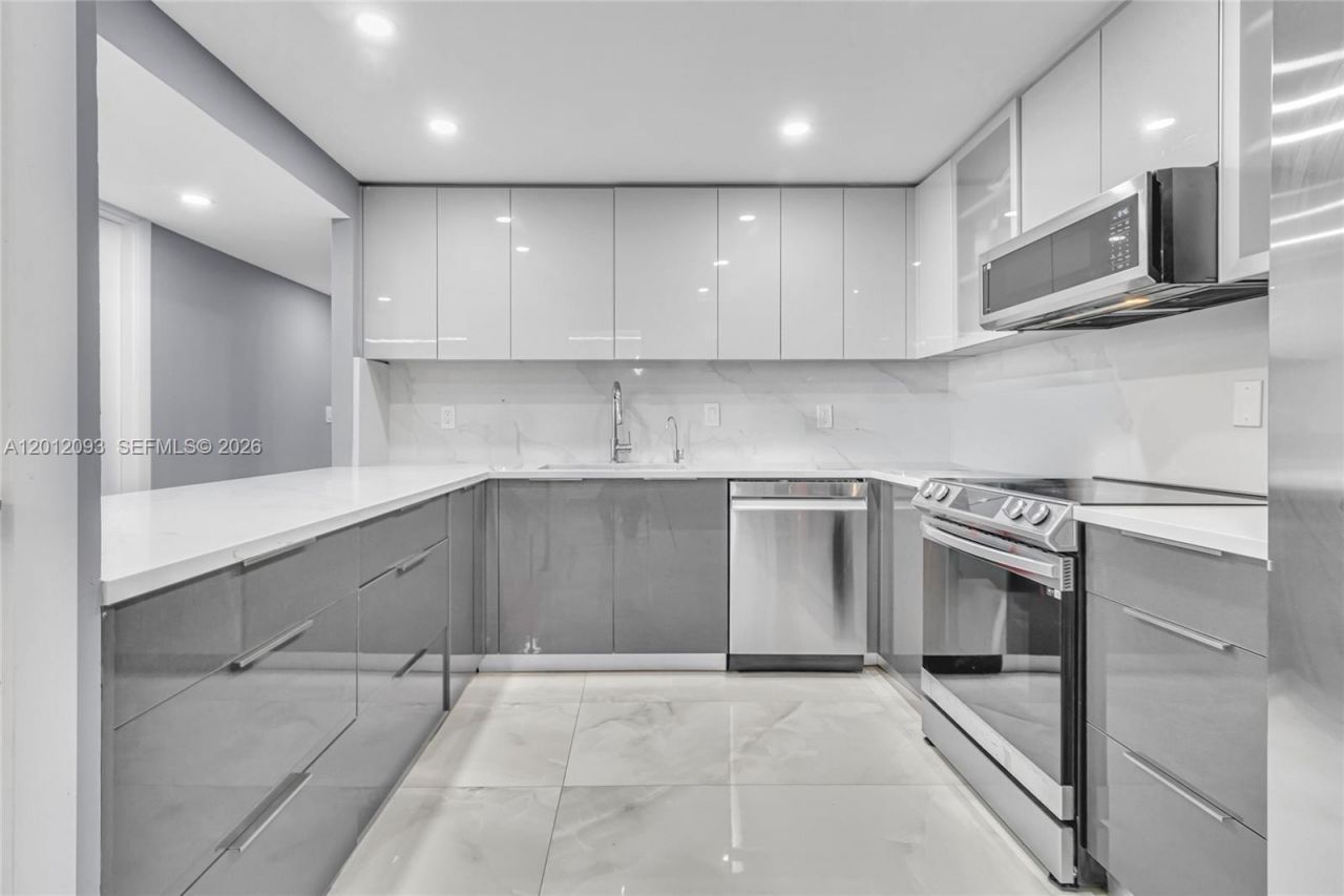 3161 S Ocean Dr, Unit 1107, Hallandale Beach, FL 33009 Photo