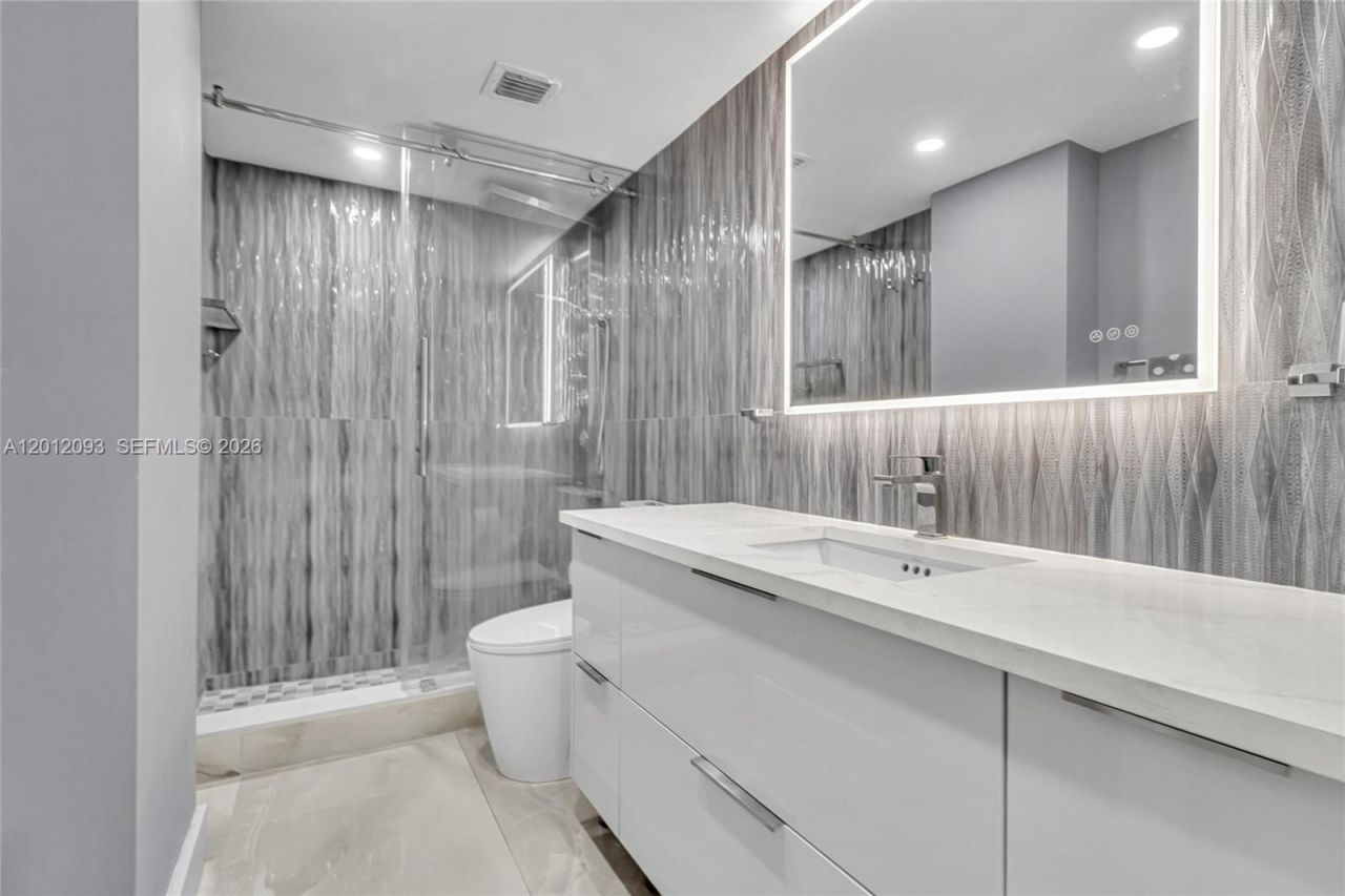 3161 S Ocean Dr, Unit 1107, Hallandale Beach, FL 33009 Photo
