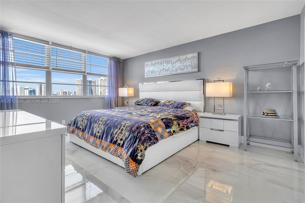 3161 S Ocean Dr, Unit 1107, Hallandale Beach, FL 33009 Photo