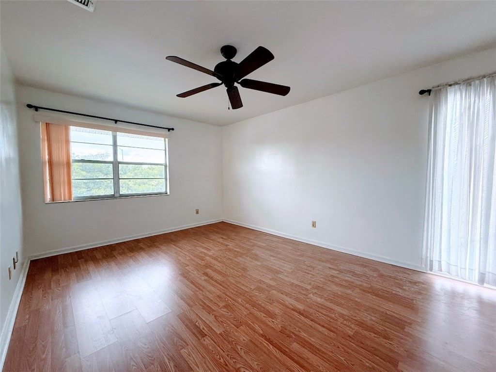 1845 Robalo Drive, Unit 205, Vero Beach, FL 32960 Photo