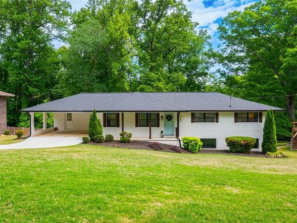 4156 Honeysuckle Drive SE, Smyrna, GA 30082