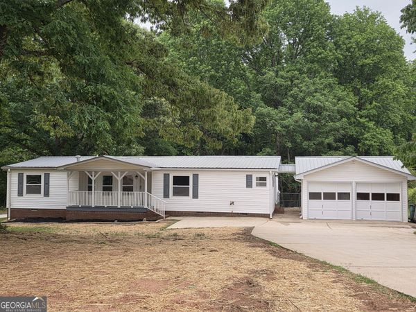 47 Forest Lake Road, Pendergrass, GA 30567