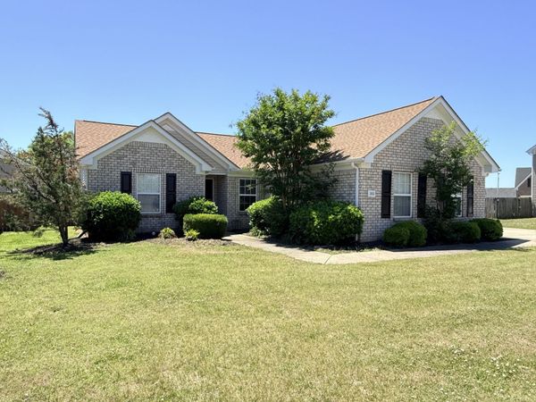 3325 Perlino Dr , Murfreesboro, TN 37128