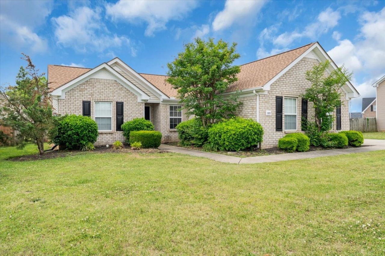 3325 Perlino Dr, Murfreesboro, TN 37128 Main Photo