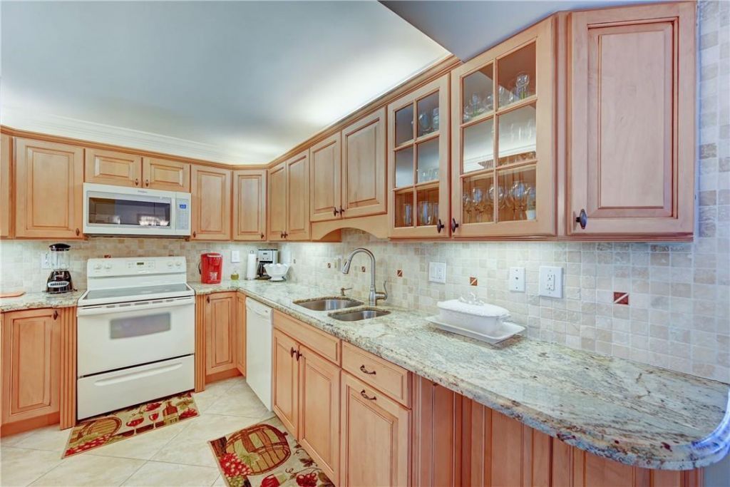531 N Ocean Boulevard, Unit 1505, Pompano Beach, FL 33062 Photo