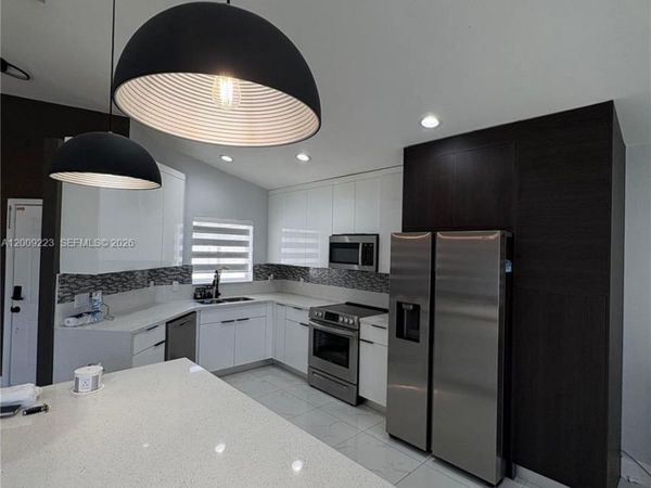 1970 NW 178th Ter, Pembroke Pines, FL 33029