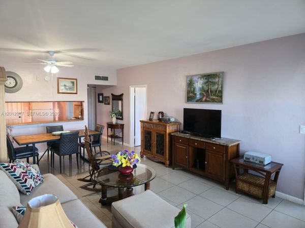 18707 NE 14th Ave , Unit 727, Miami, FL 33179