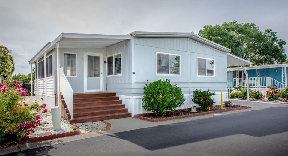 10 Leisureville Cir, Woodland, CA 95776 Photo