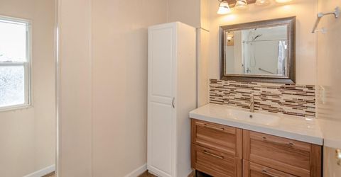 10 Leisureville Cir, Woodland, CA 95776 Photo