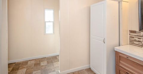 10 Leisureville Cir, Woodland, CA 95776 Photo