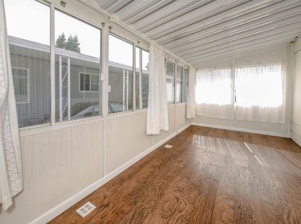 10 Leisureville Cir, Woodland, CA 95776 Photo
