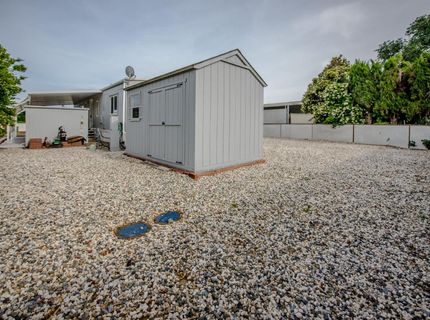 10 Leisureville Cir, Woodland, CA 95776 Photo