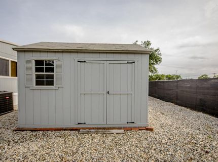 10 Leisureville Cir, Woodland, CA 95776 Photo