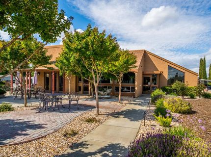 10 Leisureville Cir, Woodland, CA 95776 Photo