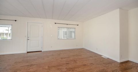 10 Leisureville Cir, Woodland, CA 95776 Photo