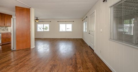 10 Leisureville Cir, Woodland, CA 95776 Photo
