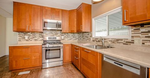 10 Leisureville Cir, Woodland, CA 95776 Photo