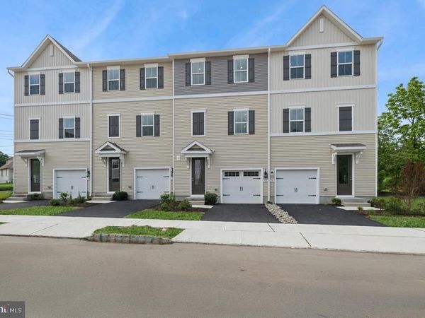 41 SILVERBELL AVENUE , BERLIN, NJ 08009
