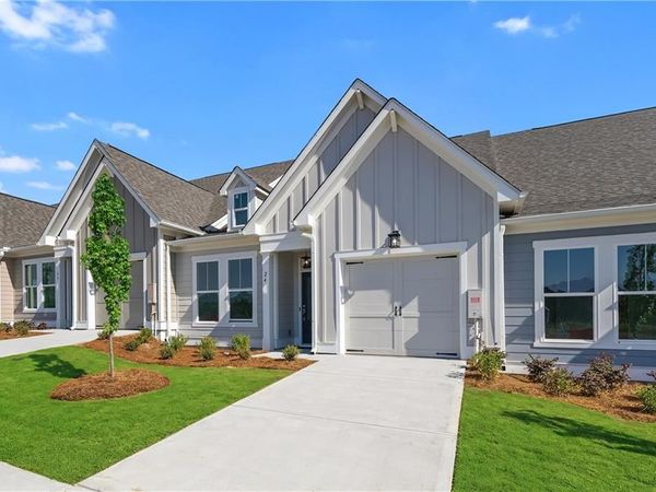 24 Harmony Circle , Cartersville, GA 30120