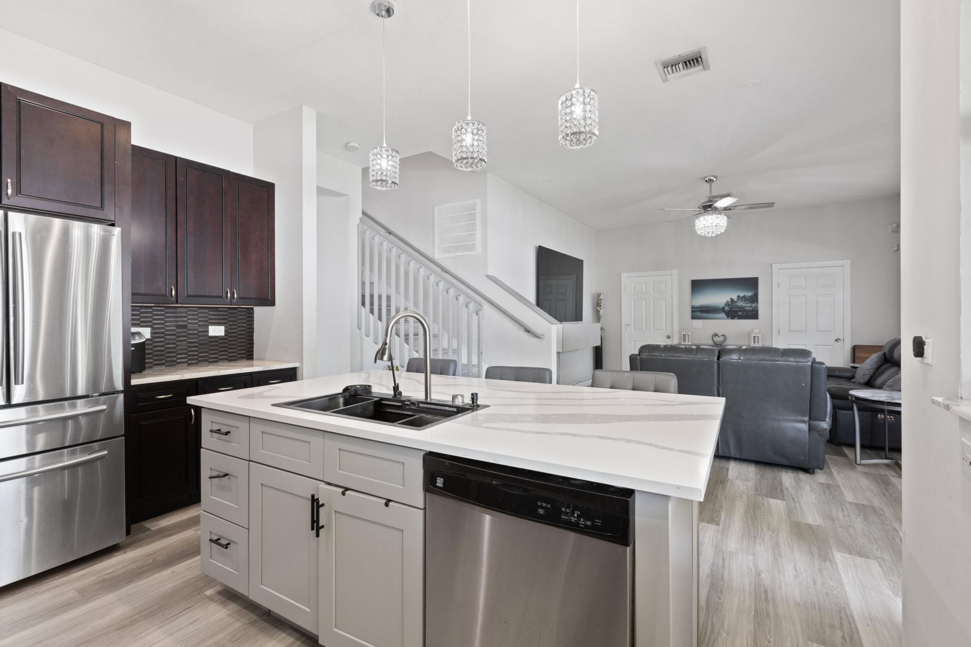 3221 El Camino, West Palm Beach, FL 33409 Photo