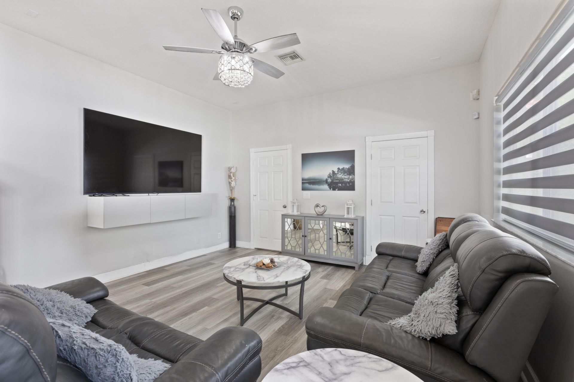 3221 El Camino, West Palm Beach, FL 33409 Photo