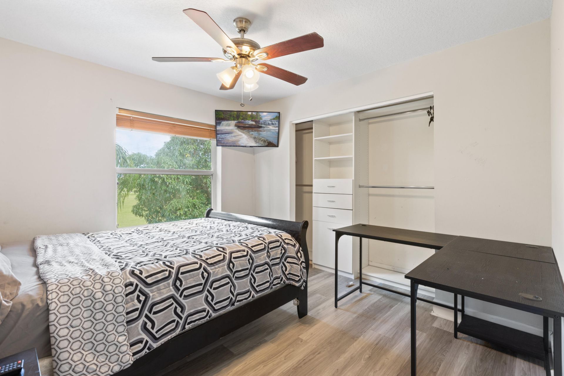 3221 El Camino, West Palm Beach, FL 33409 Photo