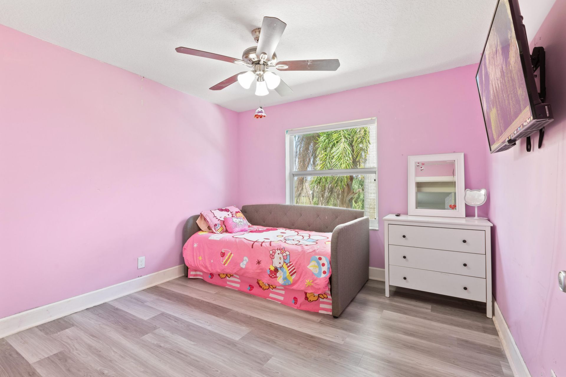 3221 El Camino, West Palm Beach, FL 33409 Photo