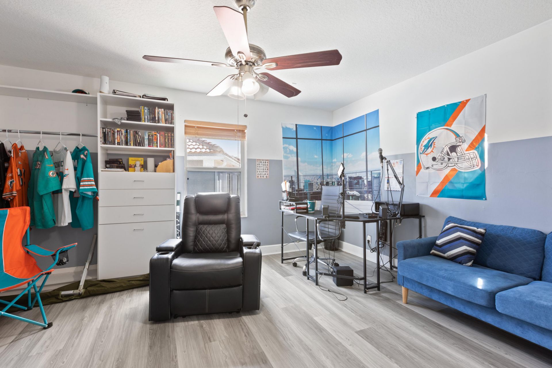 3221 El Camino, West Palm Beach, FL 33409 Photo