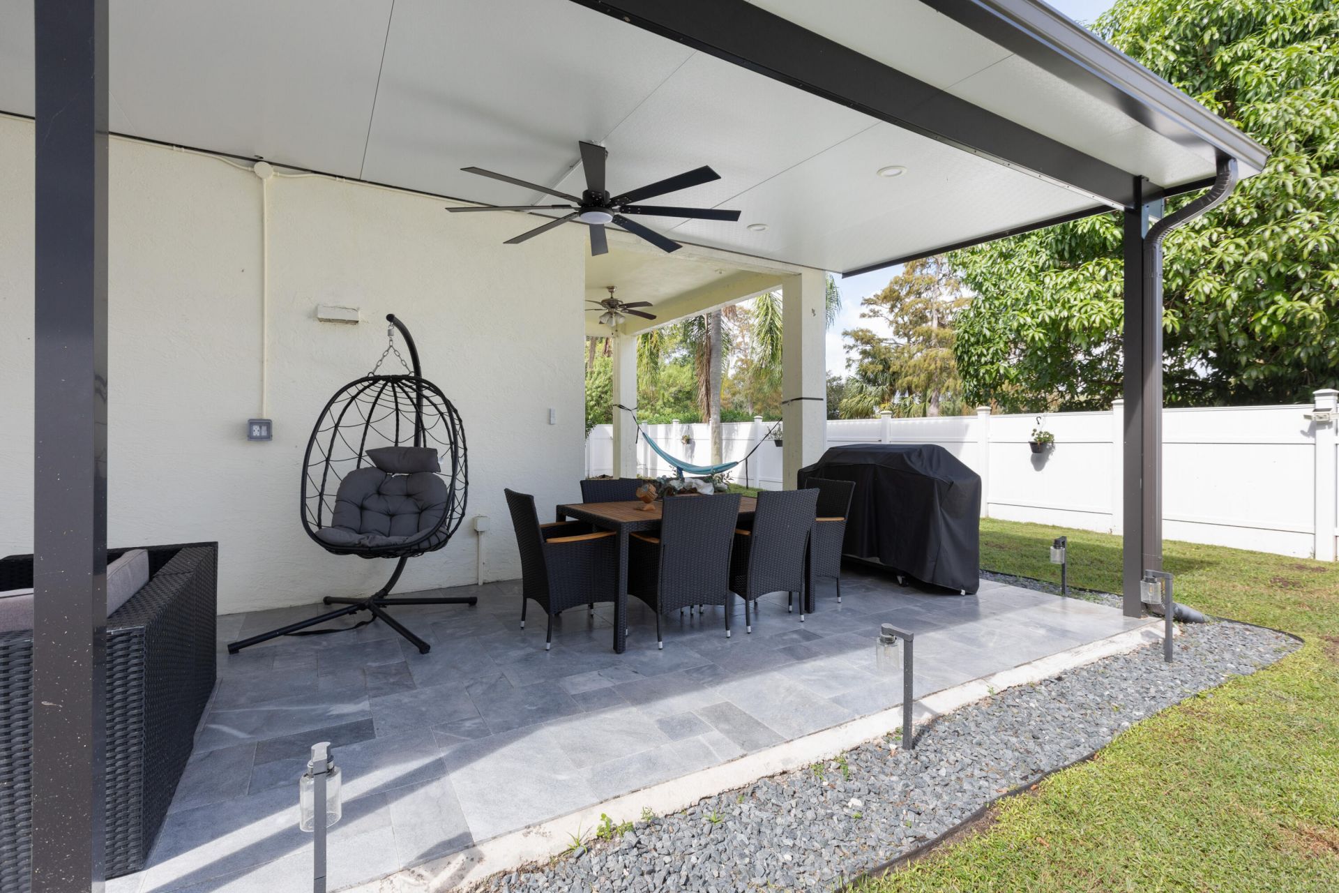 3221 El Camino, West Palm Beach, FL 33409 Photo