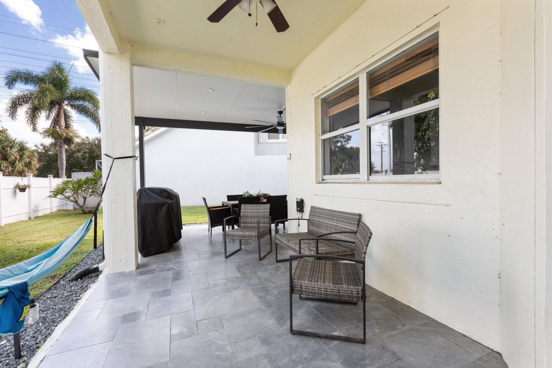 3221 El Camino, West Palm Beach, FL 33409 Photo