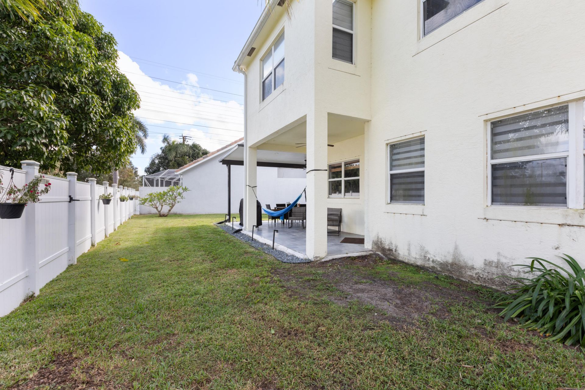 3221 El Camino, West Palm Beach, FL 33409 Photo