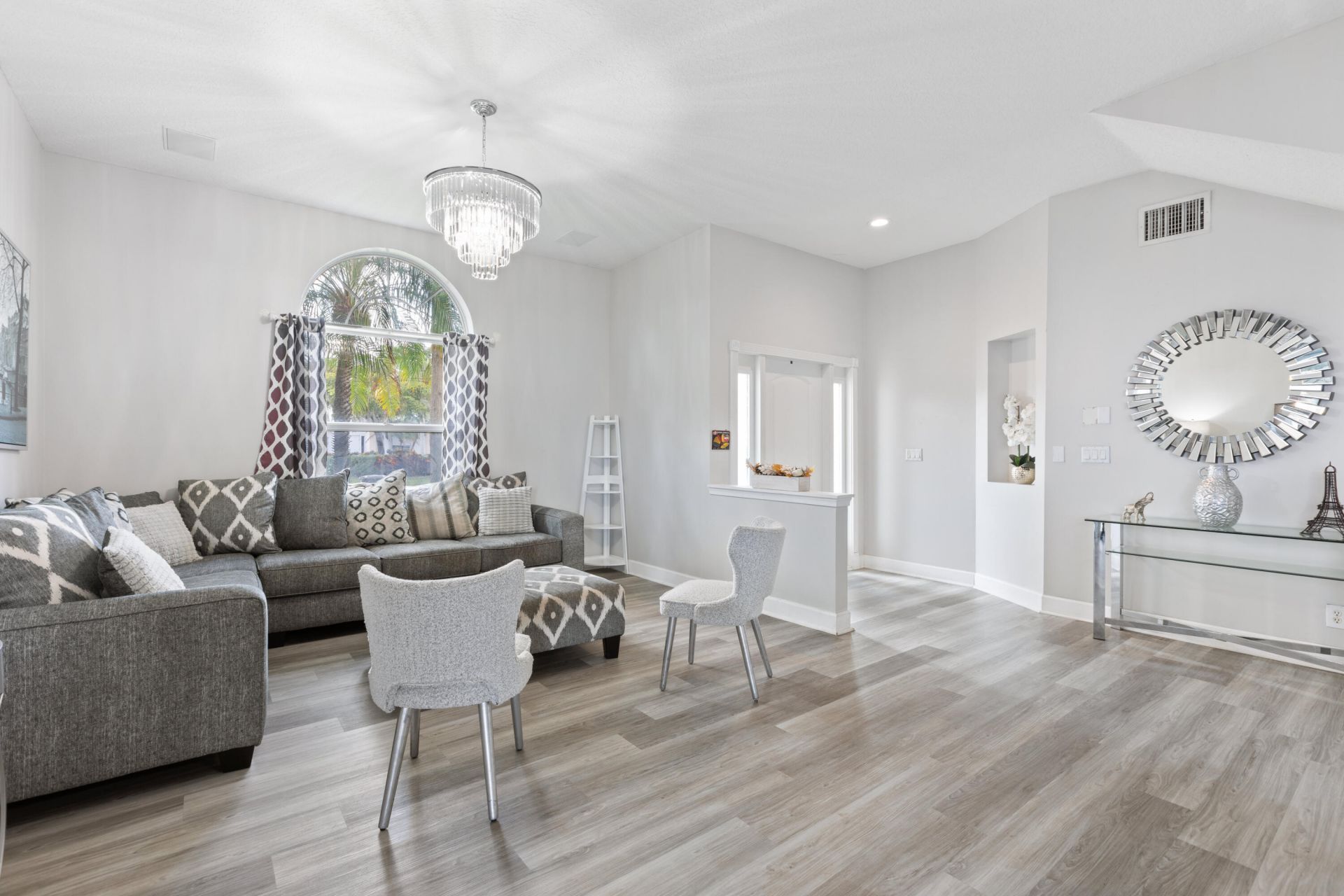 3221 El Camino, West Palm Beach, FL 33409 Photo
