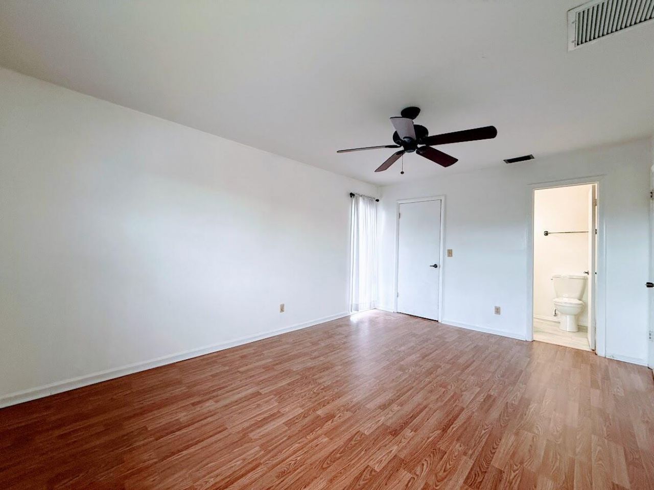 1845 Robalo Drive, Unit 205, Vero Beach, FL 32960 Photo