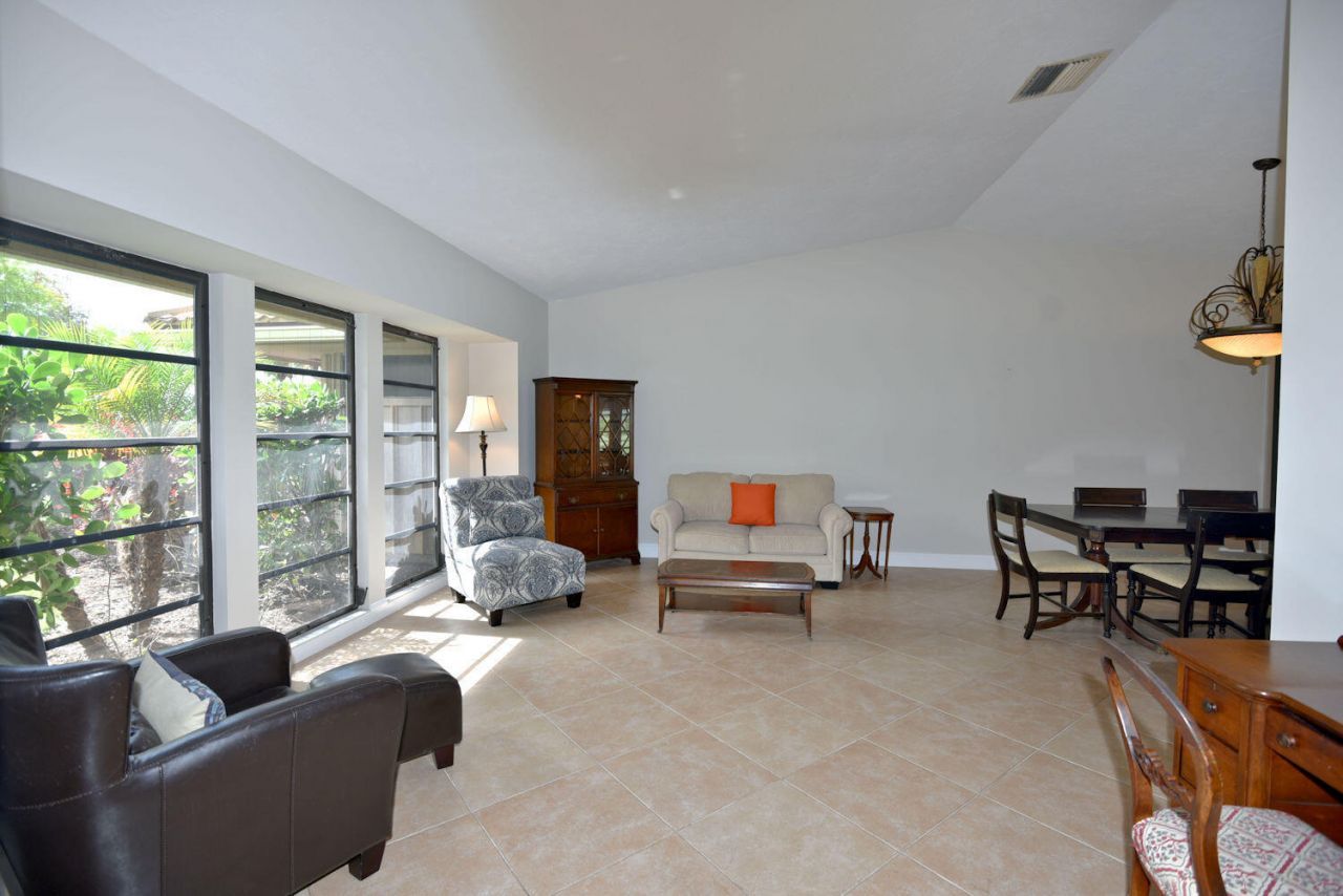 19 Dunbar Road, Palm Beach Gardens, FL 33418 Photo