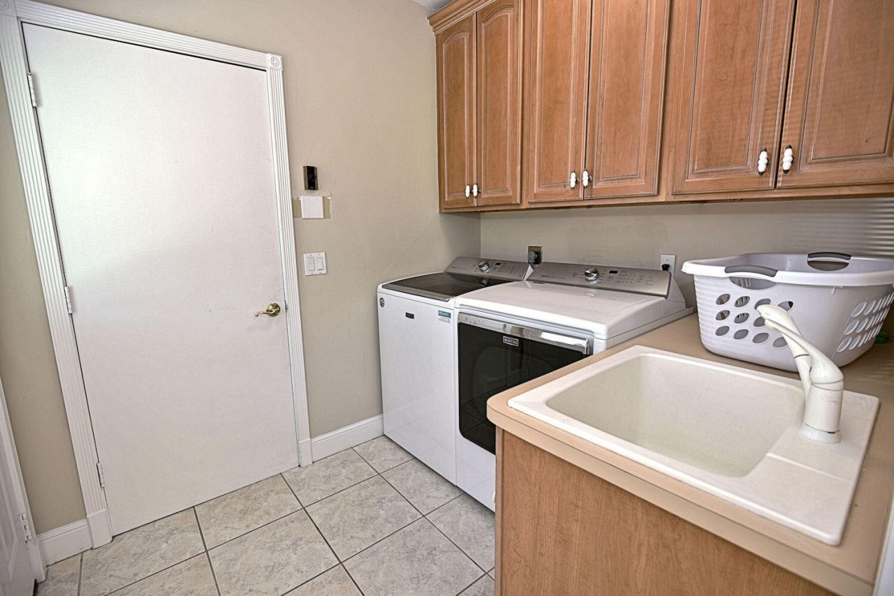 19 Dunbar Road, Palm Beach Gardens, FL 33418 Photo