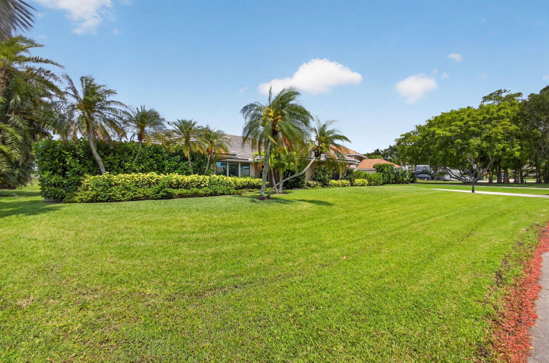 19 Dunbar Road, Palm Beach Gardens, FL 33418 Photo