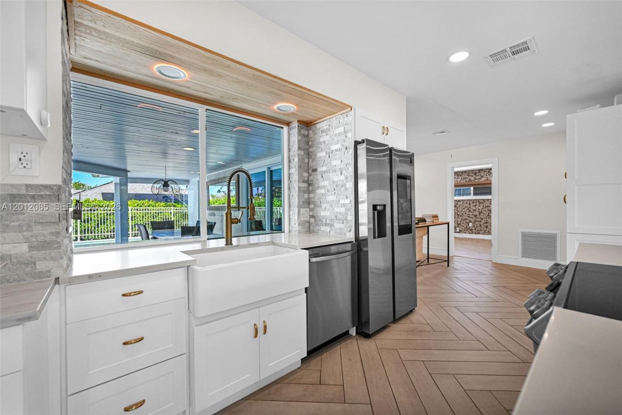 1001 NW 4th Ct , Boca Raton, FL 33432 Photo