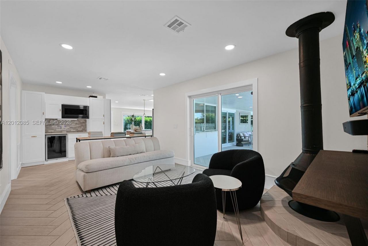 1001 NW 4th Ct , Boca Raton, FL 33432 Photo