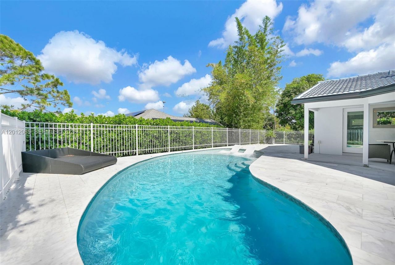 1001 NW 4th Ct , Boca Raton, FL 33432 Photo